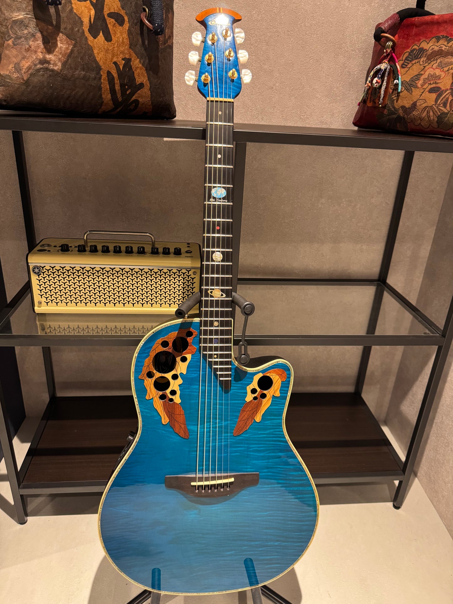 エレアコ　アコースティックギター　Ovation CE2000-NFM ovation 電装系良好　弦高調整済み　世界に75本しかないうちの選定品