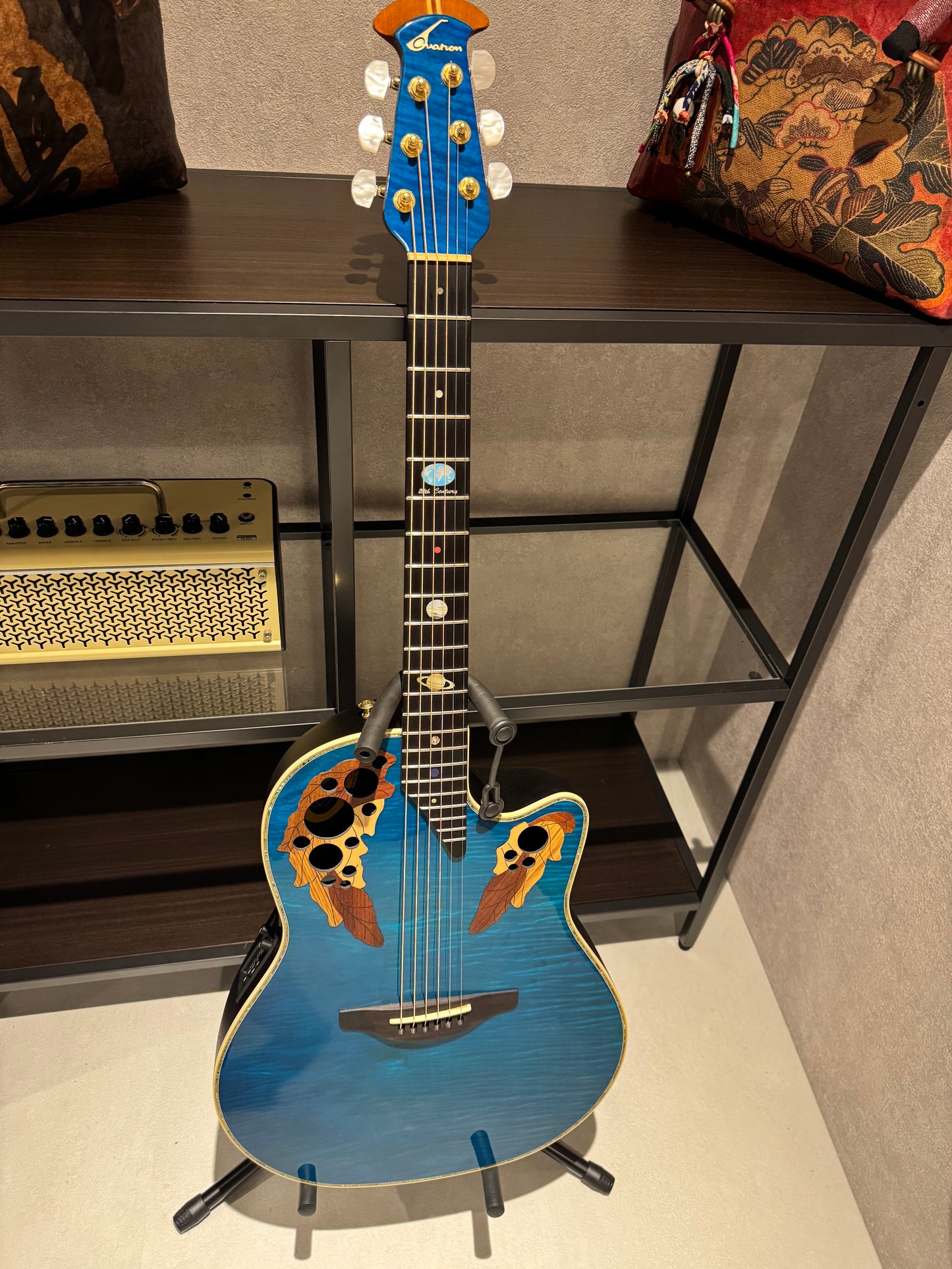エレアコ　アコースティックギター　Ovation CE2000-NFM ovation 電装系良好　弦高調整済み　世界に75本しかないうちの選定品